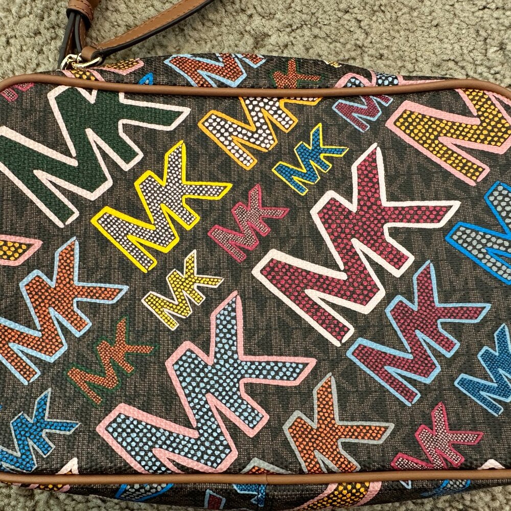 Michael Kors Jet Set Crossbody - Multi-Color Logo Print Pre-Loved - Picture 3 of 4
